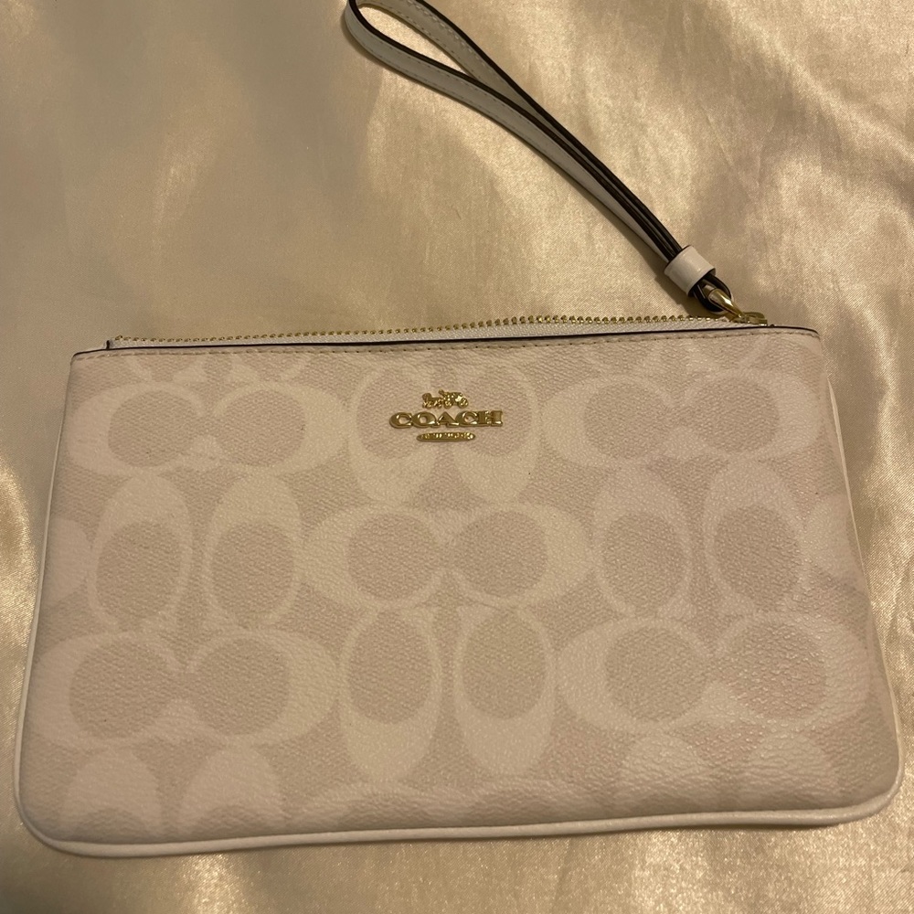 Brand new coach wallet/wristlet